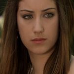 hazal-kaya-fotograflari (10)