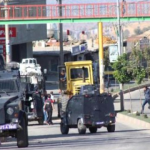 sirnak-in-silopi-ilcesinde-hendek-operasyonu-7811041_7534_o[1]