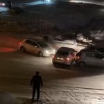 Buzlanan Yolda Kayan Araçlar Birbirine Girdi!